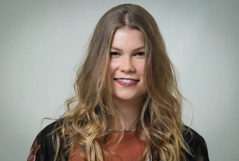 Vicka-3 "As coisas acontecem como tem que ser", diz Vicka, cantora indicada ao Prêmio Multishow, sobre sua trajetória na música