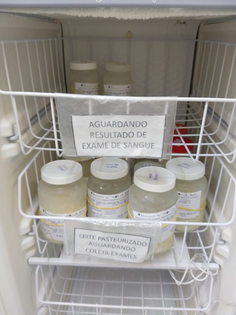 WhatsApp-Image-2023-10-17-at-19.04.14-768x1024 Bancos de Leite Humano antecipam coletas para evitar escassez; meta para 2023 é de mais de 245 mil litros de leite