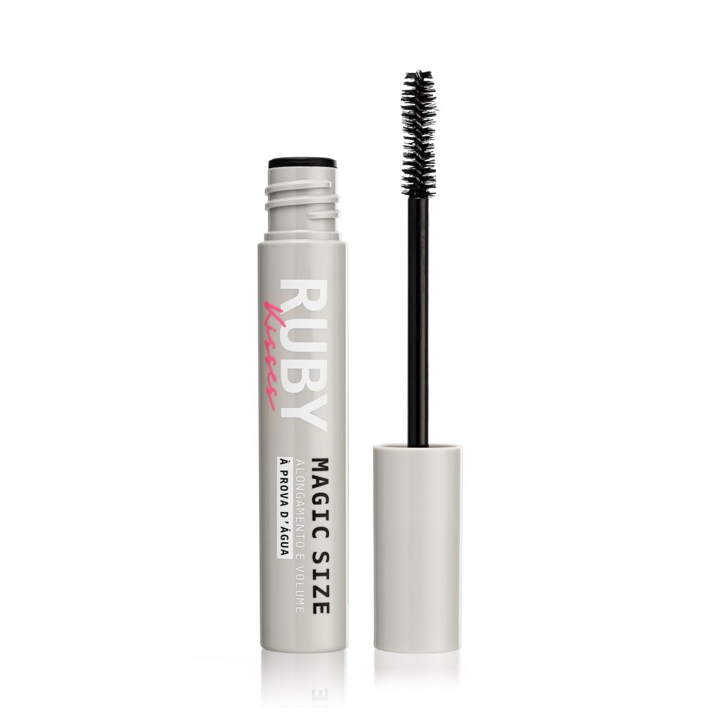 MAGIC-SIZE-A-PROVA-DAGUA-RUBY-KISSES-1024x1024 Beauty Show 2025: Grupo KISS New York leva novidades de maquiagem e haircare para evento
